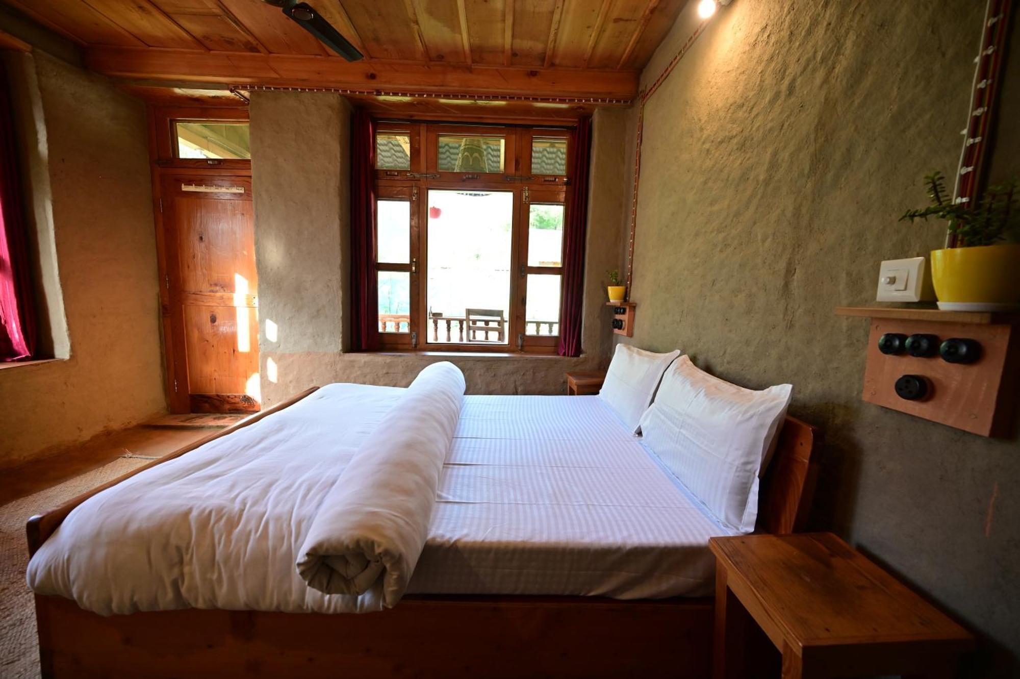 Himalayan Mud Resort Kasol Εξωτερικό φωτογραφία